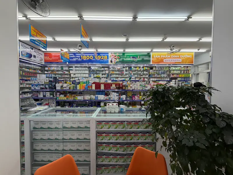 Long Chau Vaccination Centre, Quang Trung (Tiêm chủng Long Châu), photo 4