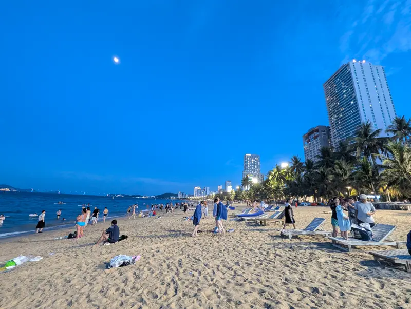Nha Trang Night Market (Chợ đêm Nha Trang), photo 2