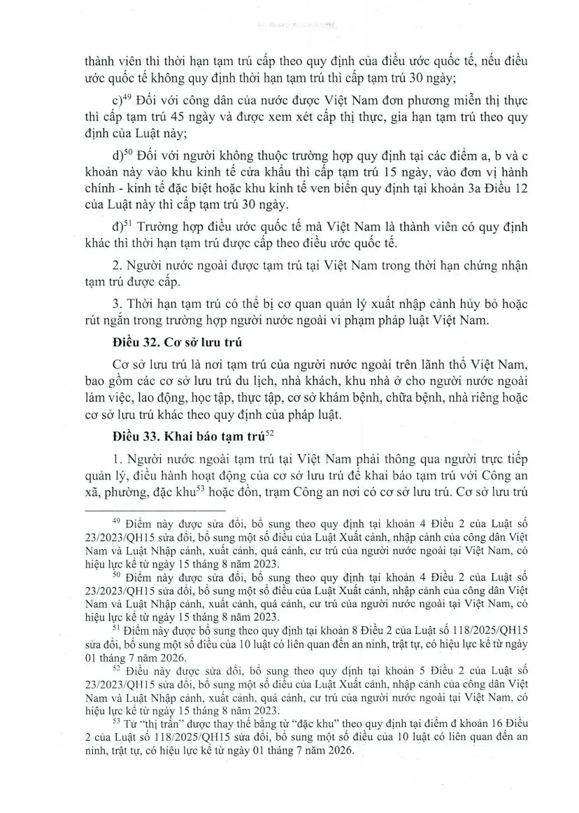 Scanned page of the consolidated law on foreigners with the start of the article on declaring temporary residence